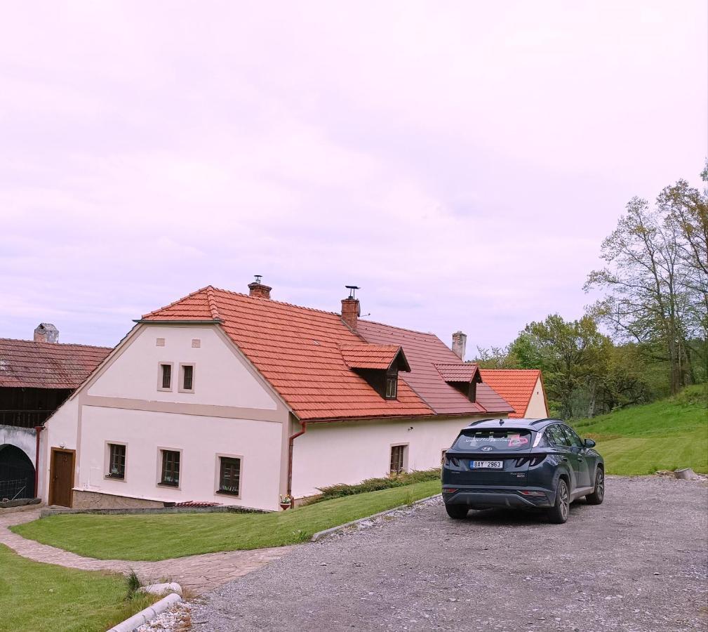 Old House In Forest Kremze Luaran gambar